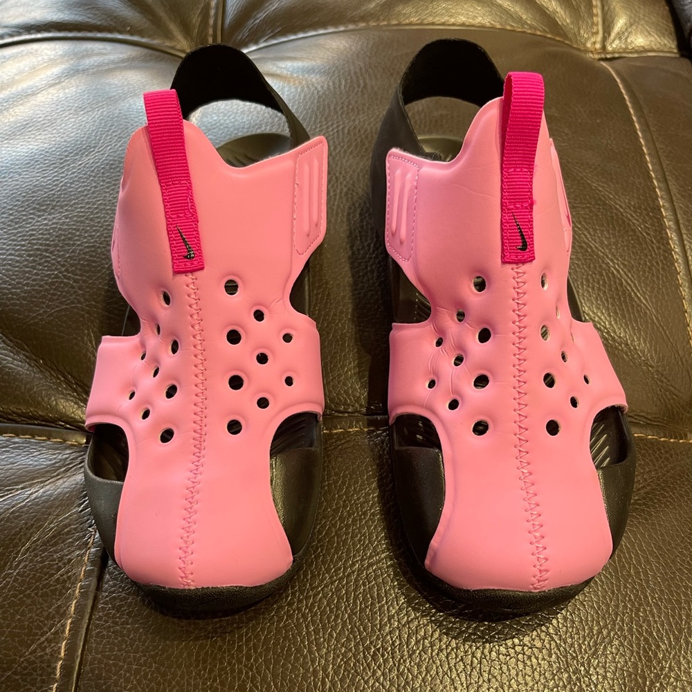 Nike Water Shoes Sandals